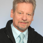 Bild: „Hohe Rüstkosten, Abweichungen zwischen Vor- und Nachkalkulation, ungenaue Lieferzeiten, Fehl-konstruktionen und -bestellungen oder die aufwändige Datenpflege machen das Tagesgeschäft oftmals zum Krisenmanagement“, so Dr. Christian Riethmüller, Senior-Berater bei RiConsult
