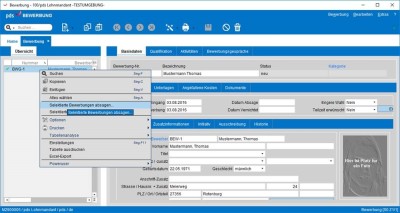 Screenshot pds Personalmanagement: Die Kommunikation mit dem Bewerber erfolgt direkt automatisiert direkt aus dem System heraus.